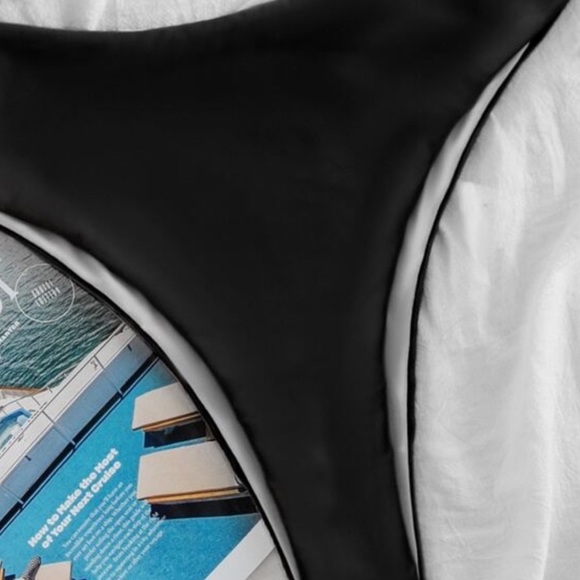 Boho white  gold chain detail cutout monokini swimsuit - Picture 4 of 10